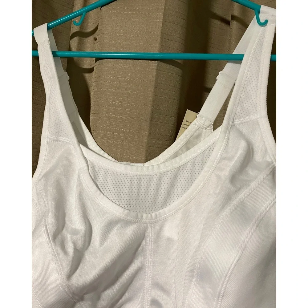 Zerobound White High Impact Sports Bra W252 Mesh Wireless 46DD NEW